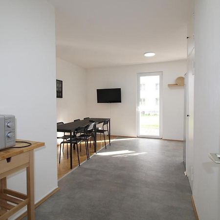 Apartmenthaus Kitzingen - Grosszuegige Wohnungen Fuer Je 6 Personen Mit Balkon Ngoại thất bức ảnh