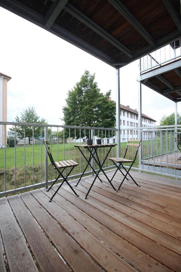 Apartmenthaus Kitzingen - Grosszuegige Wohnungen Fuer Je 6 Personen Mit Balkon Ngoại thất bức ảnh